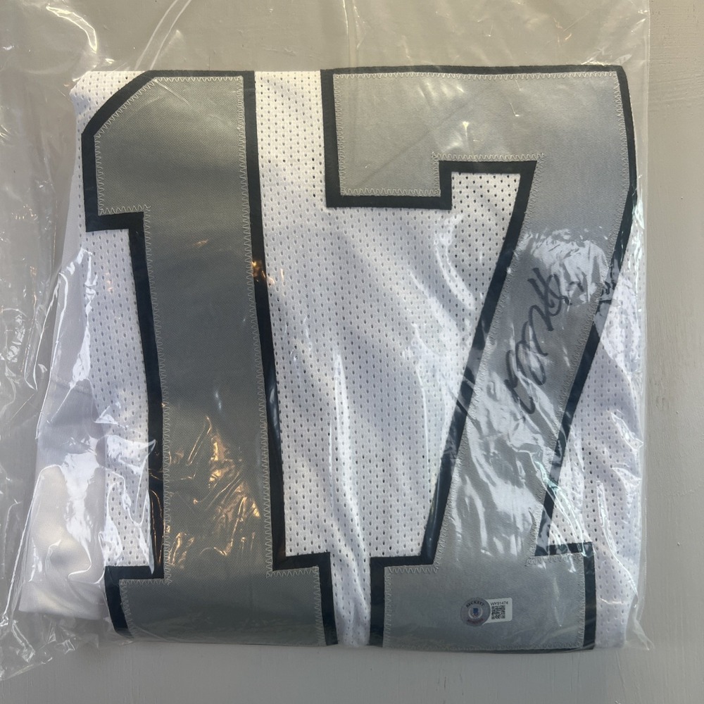 Davante Adams Autographed Custom Las Vegas Raiders Jersey Beckett witnessed Auto
